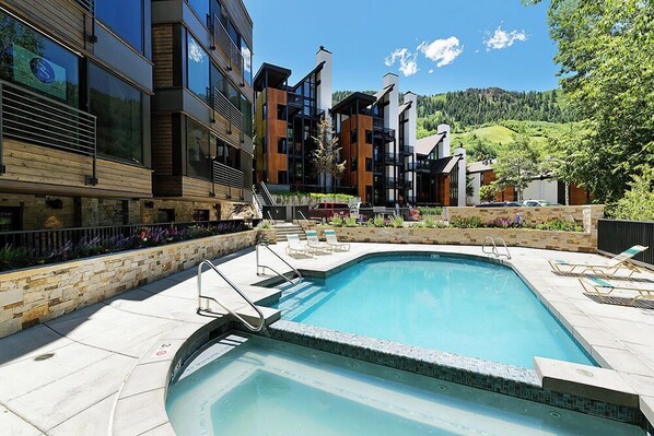 Piscina exterior