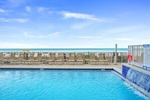 Piscina externa