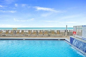 Piscina externa