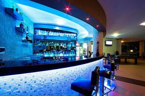 Poolside bar
