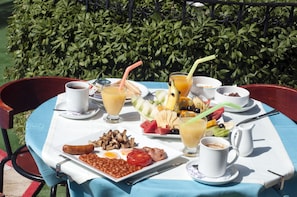 FrukostomrÄde