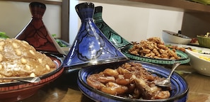 Buffetaamiainen