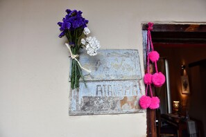 Interni