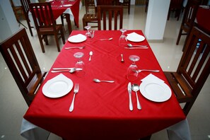 Dineren