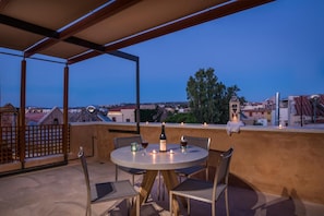 Terassi/patio