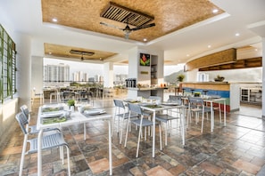 Breakfast area
