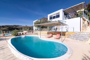 Utomhuspool