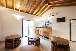 Bar (no alojamento)