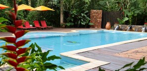 Utomhuspool
