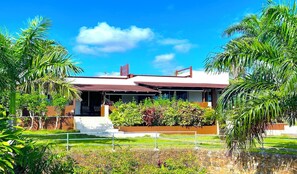 Fachada da propriedade