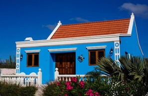 Fachada da propriedade