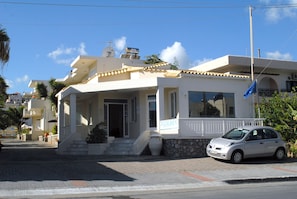 Esterni
