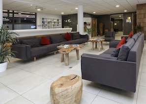 Sala de estar en el lobby