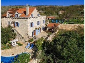 Extérieur maison de vacances [été]