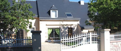 Extérieur maison de vacances [été]