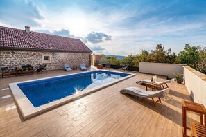 Holiday Home Swimming Pool