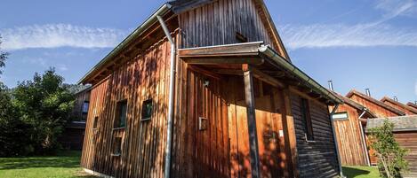 Extérieur maison de vacances [été]