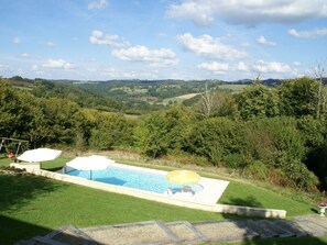 Vue de la maison de vacances [été]