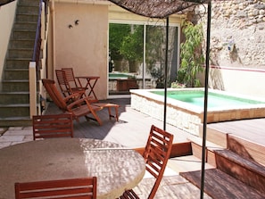 Schwimmbad des Ferienhauses