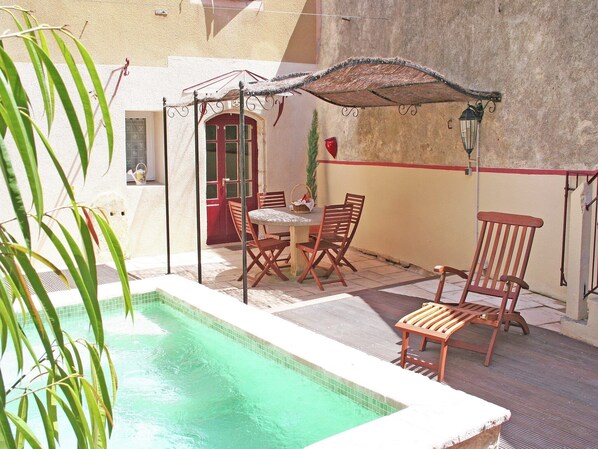 Holiday Home Swimming Pool