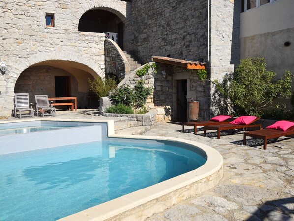 Holiday Home Swimming Pool