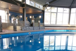 Holiday Home Swimming Pool