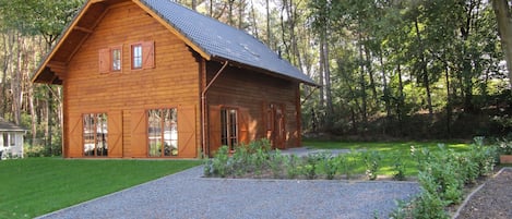 Extérieur maison de vacances [été]