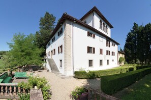 Außenseite Ferienhaus [Sommer]