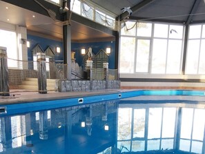 Holiday Home Swimming Pool