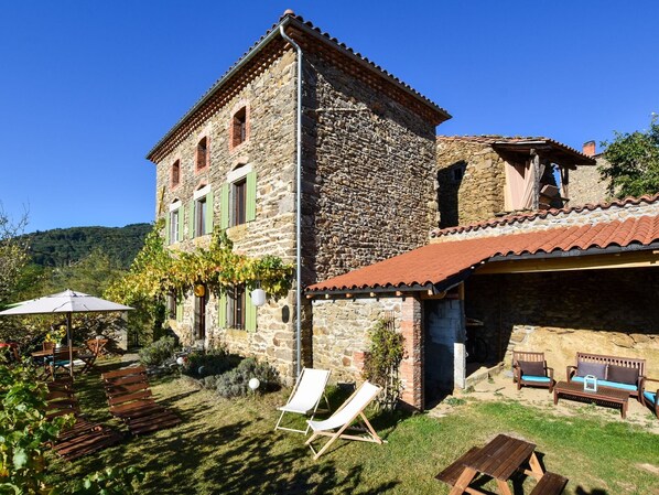 Extérieur maison de vacances [été]