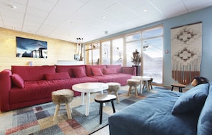 Sala de estar en el lobby