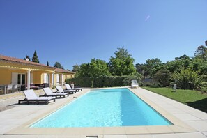 Schwimmbad des Ferienhauses