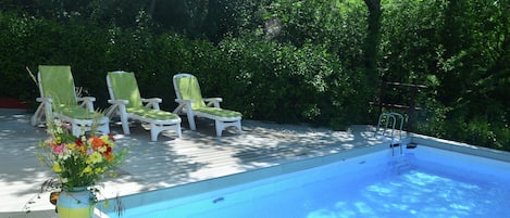 Schwimmbad des Ferienhauses