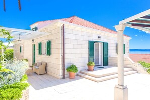 Extérieur maison de vacances [été]