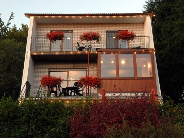 Extérieur maison de vacances [été]