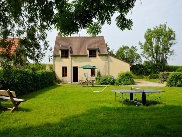 Außenseite Ferienhaus [Sommer]