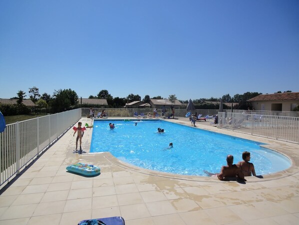 Holiday Home Swimming Pool