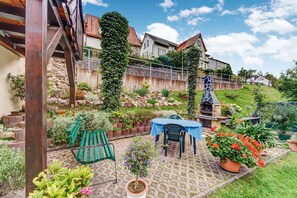Garden [summer]