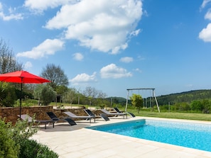 Schwimmbad des Ferienhauses
