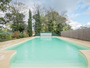 Schwimmbad des Ferienhauses