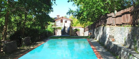 Piscine maison de vacances