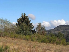 Surroundings [summer] (1-5 km)