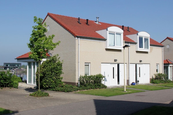 Extérieur maison de vacances [été]