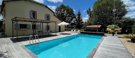 Piscine maison de vacances