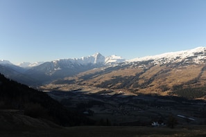 Vue de la maison de vacances [été]