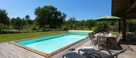 Schwimmbad des Ferienhauses