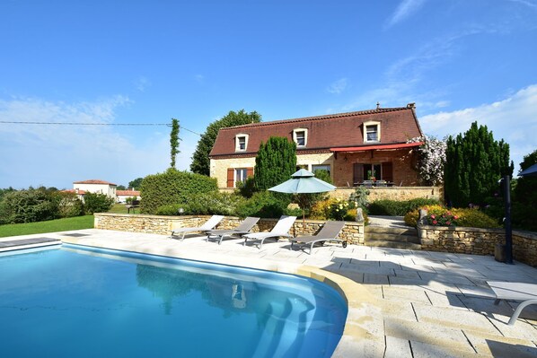 Extérieur maison de vacances [été]