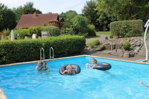 Schwimmbad des Ferienhauses