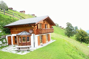 Aussicht vom Ferienhaus [Sommer]