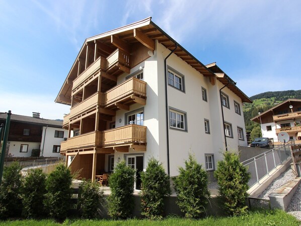 Holiday Home Exterior [summer]
